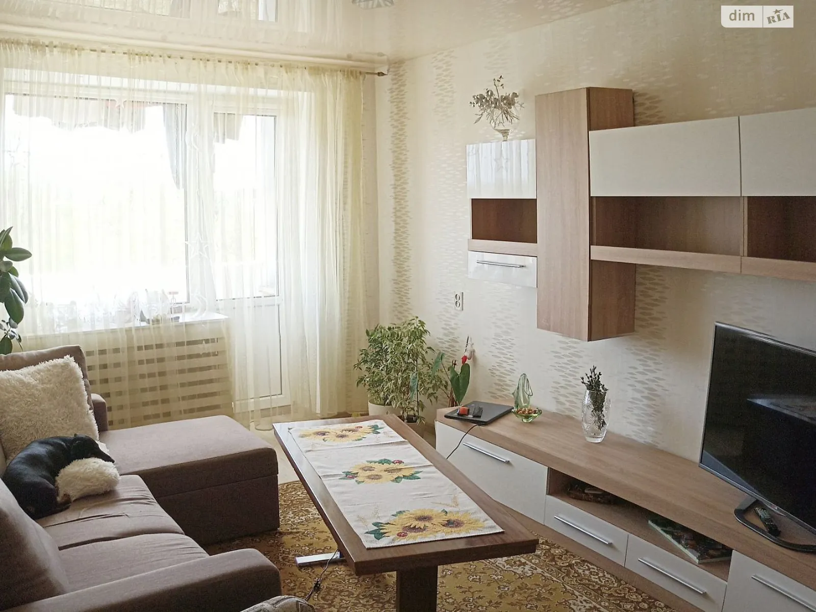 Продается 3-комнатная квартира 62 кв. м в Ровно, ул. Королева, 2 - фото 1