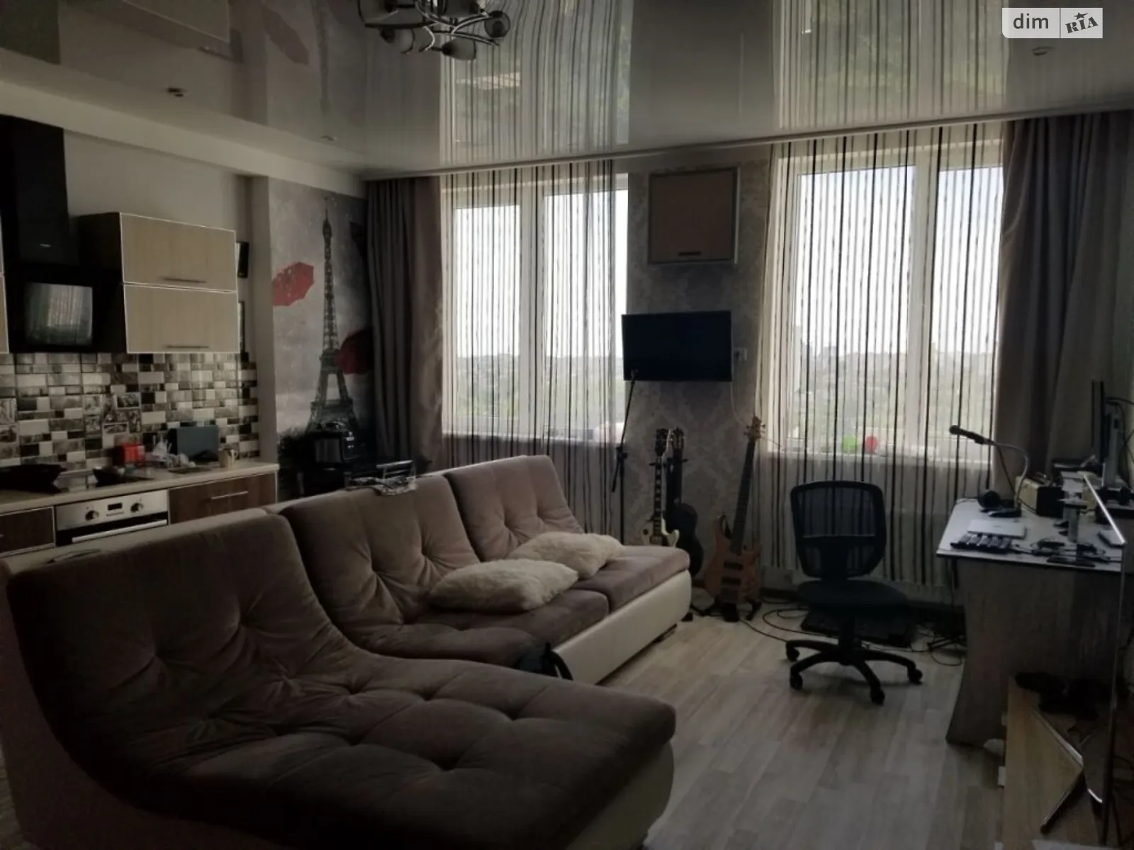 Продается 1-комнатная квартира 52 кв. м в Одессе, ул. Люстдорфская дорога, 55 - фото 1