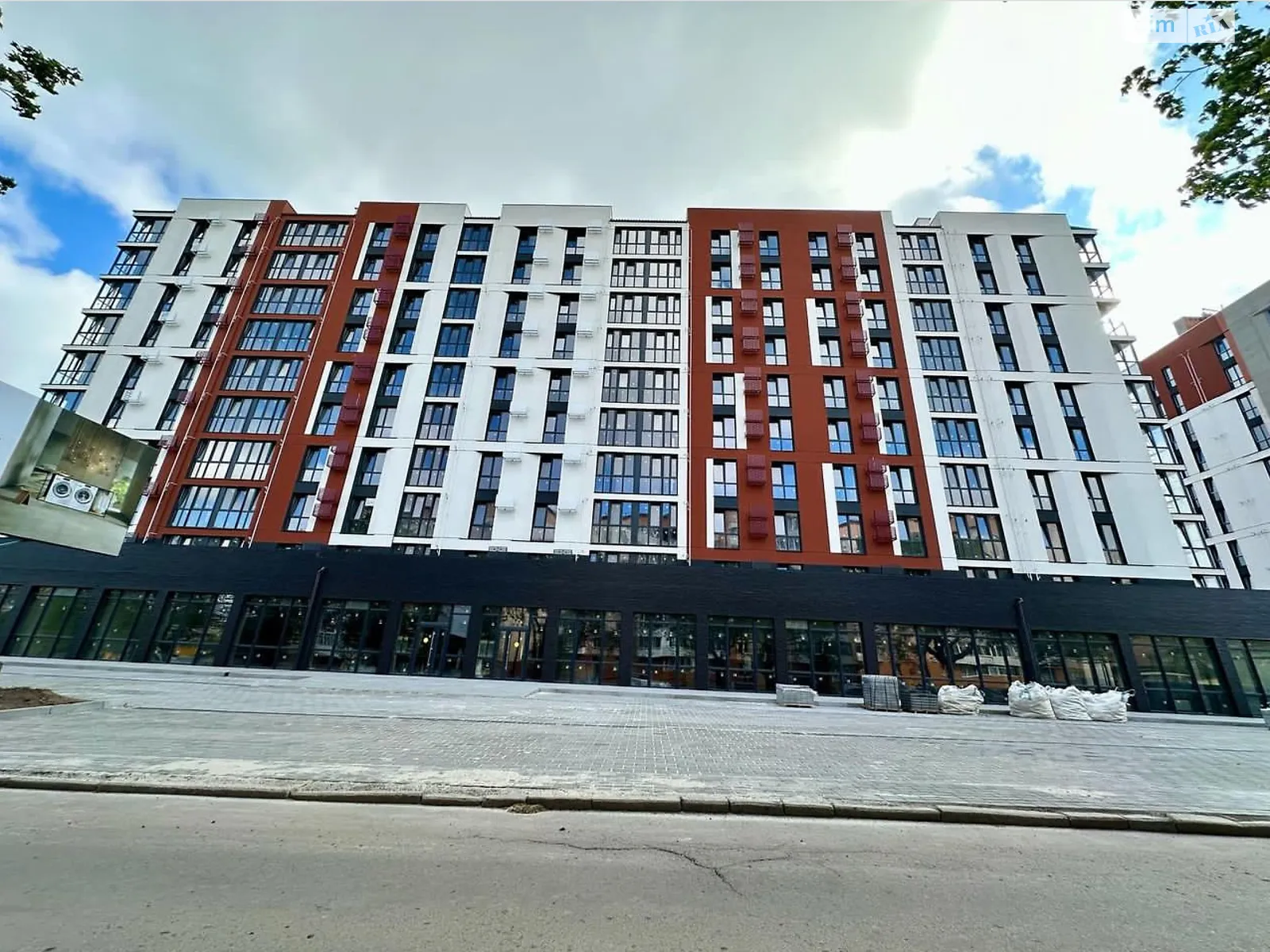 Продается 1-комнатная квартира 39 кв. м в Ровно - фото 2