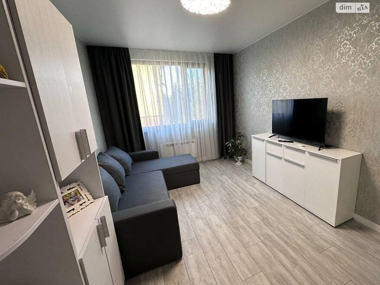 Продается 1-комнатная квартира 32 кв. м в Ужгороде, цена: 61100 $