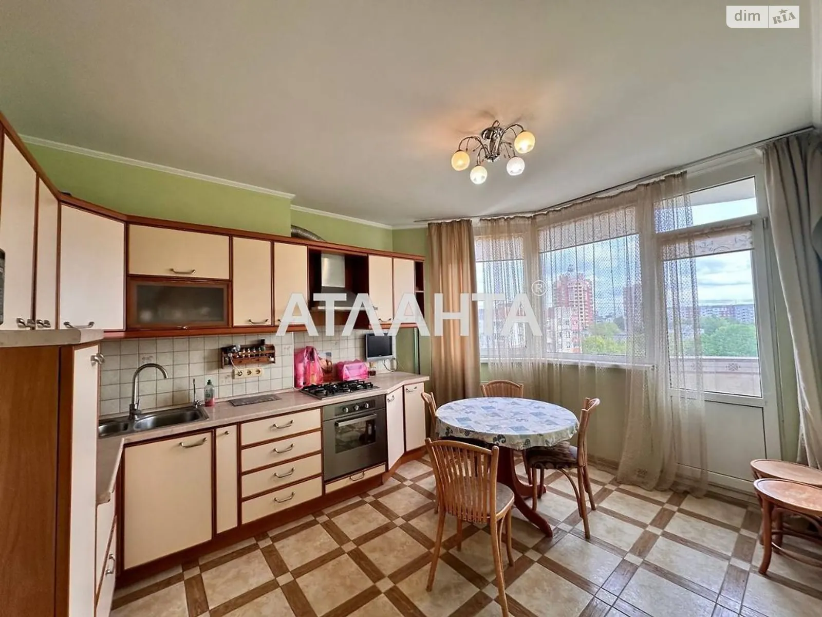 Продается 3-комнатная квартира 124 кв. м в Львове, ул. Манастырского - фото 1