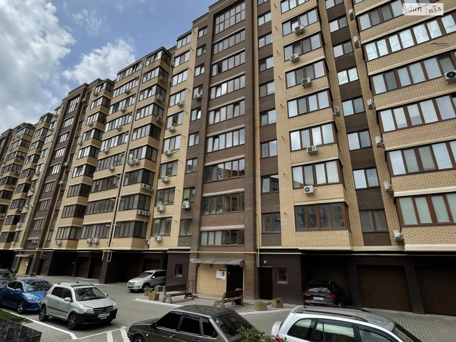 Продается 1-комнатная квартира 43.5 кв. м в Одессе, ул. Академика Сахарова - фото 1