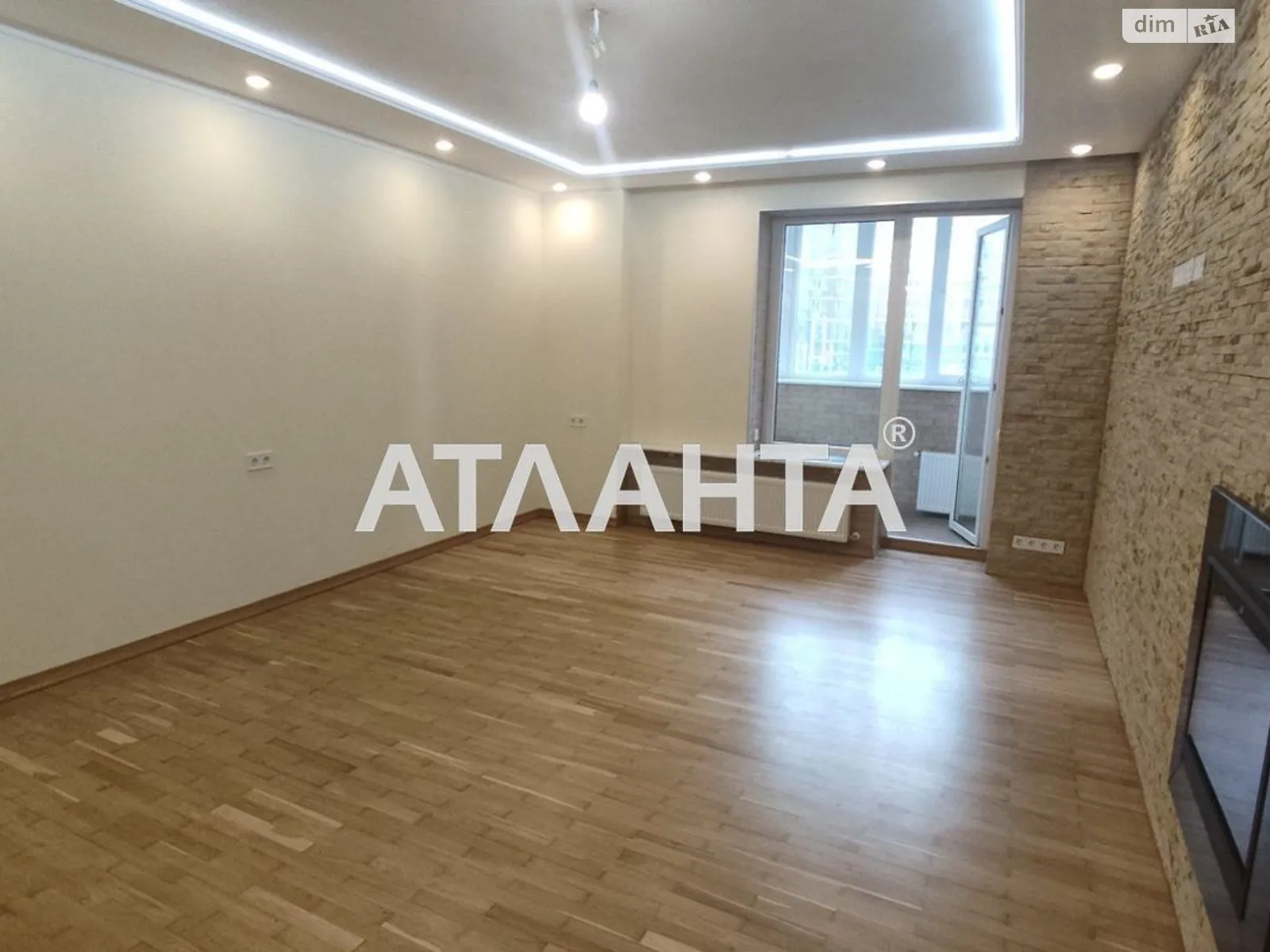 Продается 3-комнатная квартира 85.7 кв. м в Ильичовке, цена: 80000 $