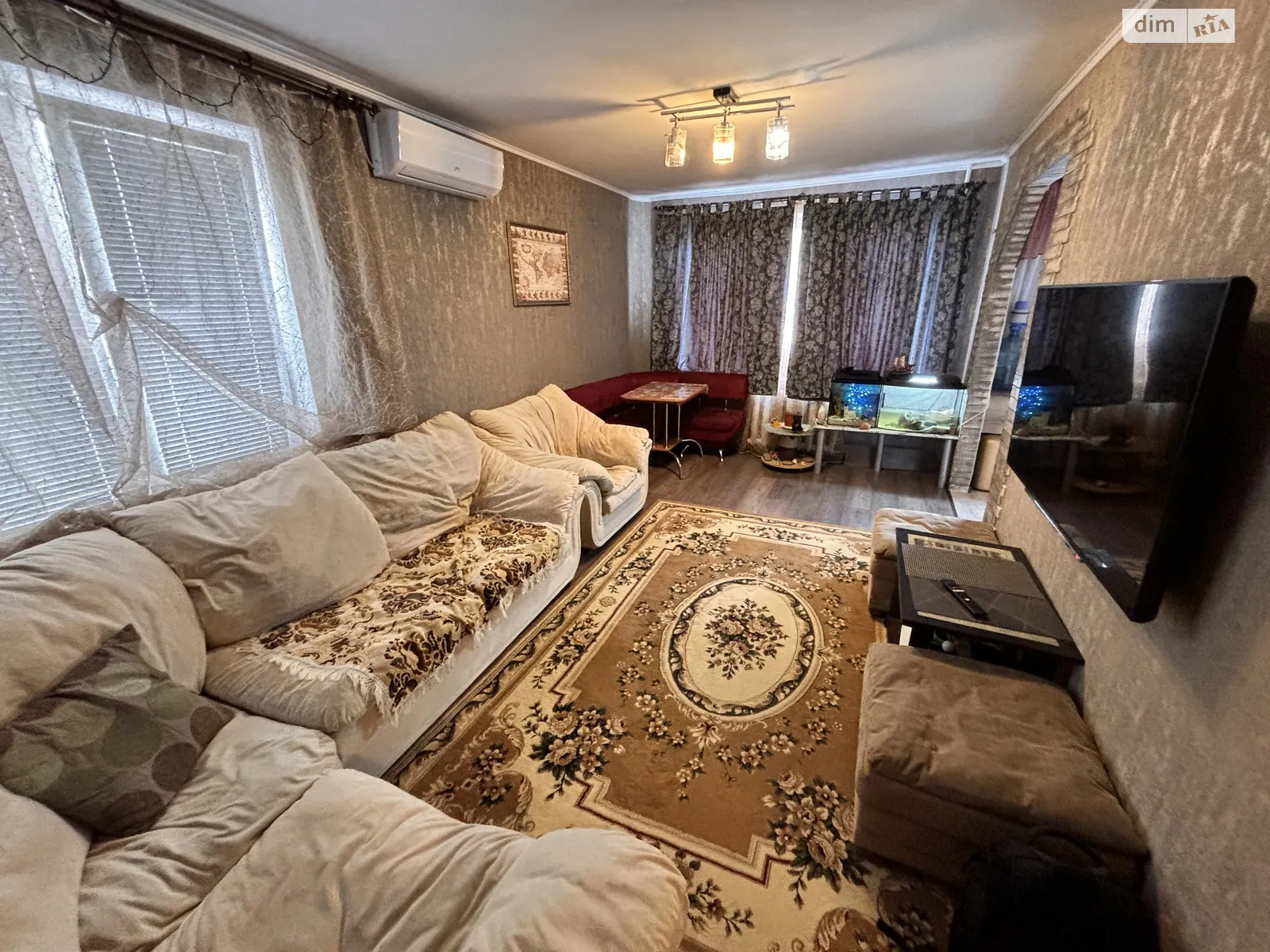 Продается 3-комнатная квартира 625 кв. м в Горишних плавнях, цена: 35900 $ - фото 1