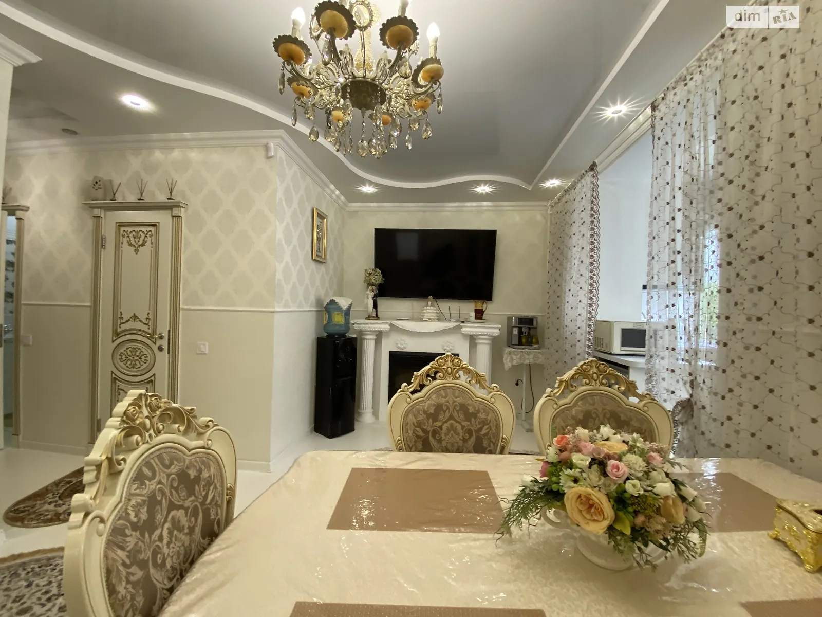 Продается 2-комнатная квартира 60.3 кв. м в Виннице, ул. Марии Примаченко(Покрышкина), 8Ж