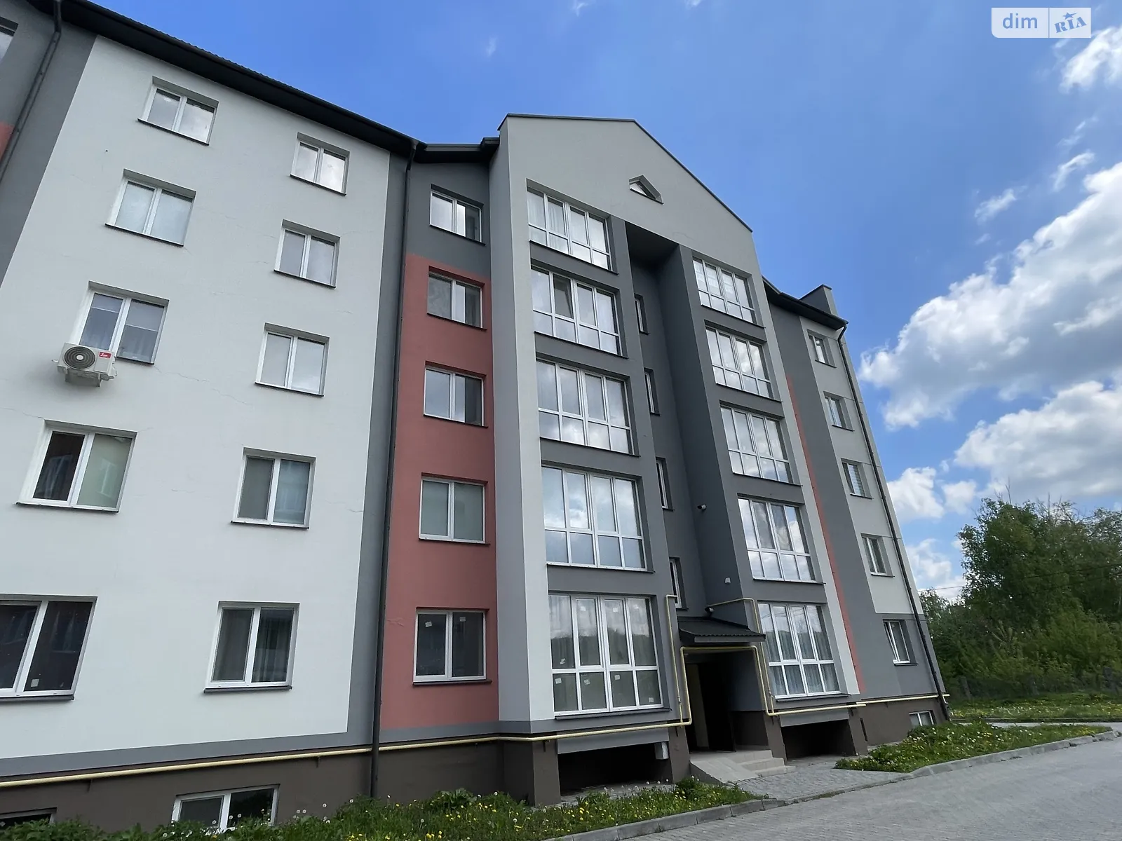 Продається 2-кімнатна квартира 74 кв. м у Теребовлі, цена: 29500 $