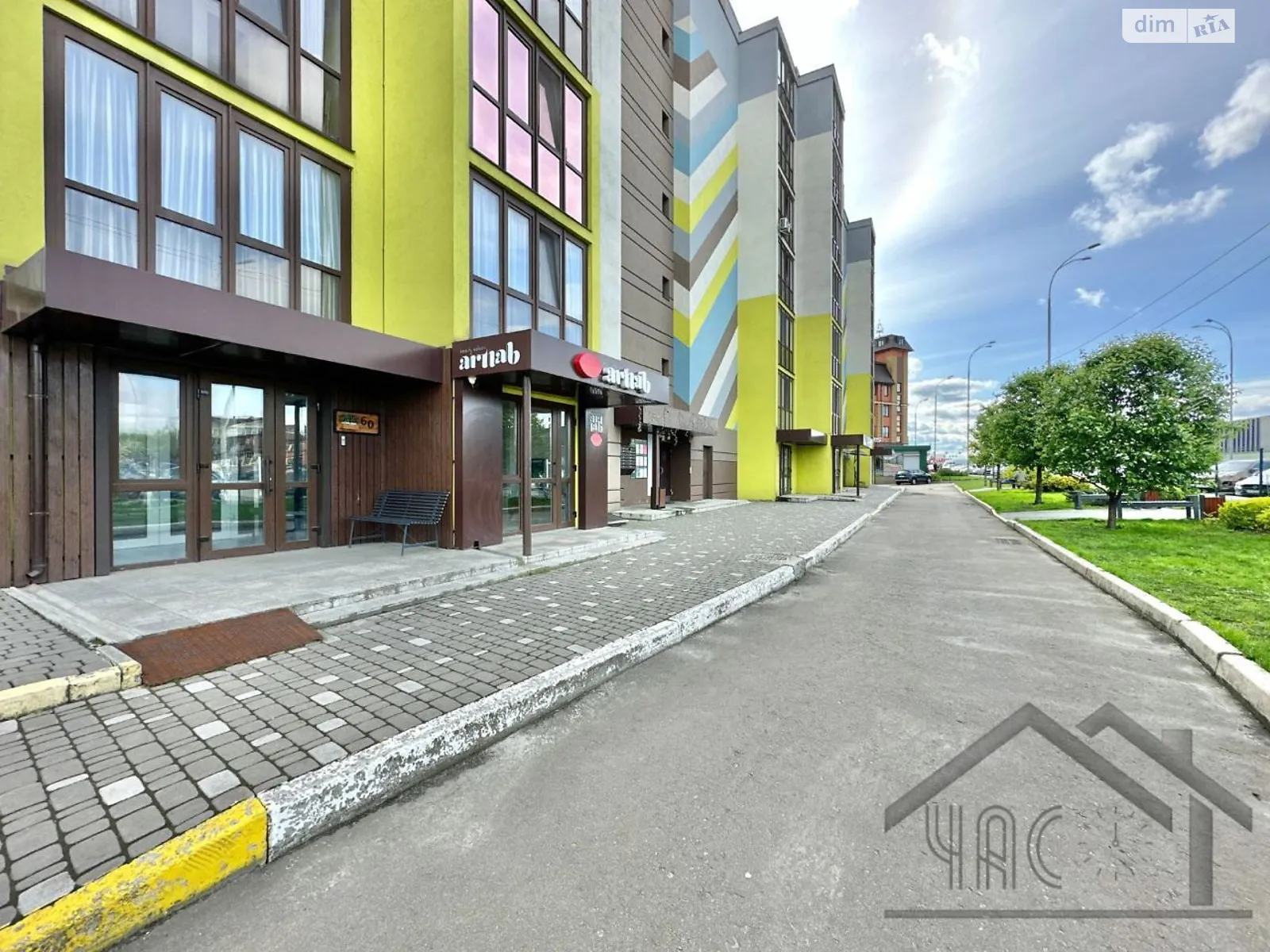 Продается объект сферы услуг 55.4 кв. м в 7-этажном здании - фото 2