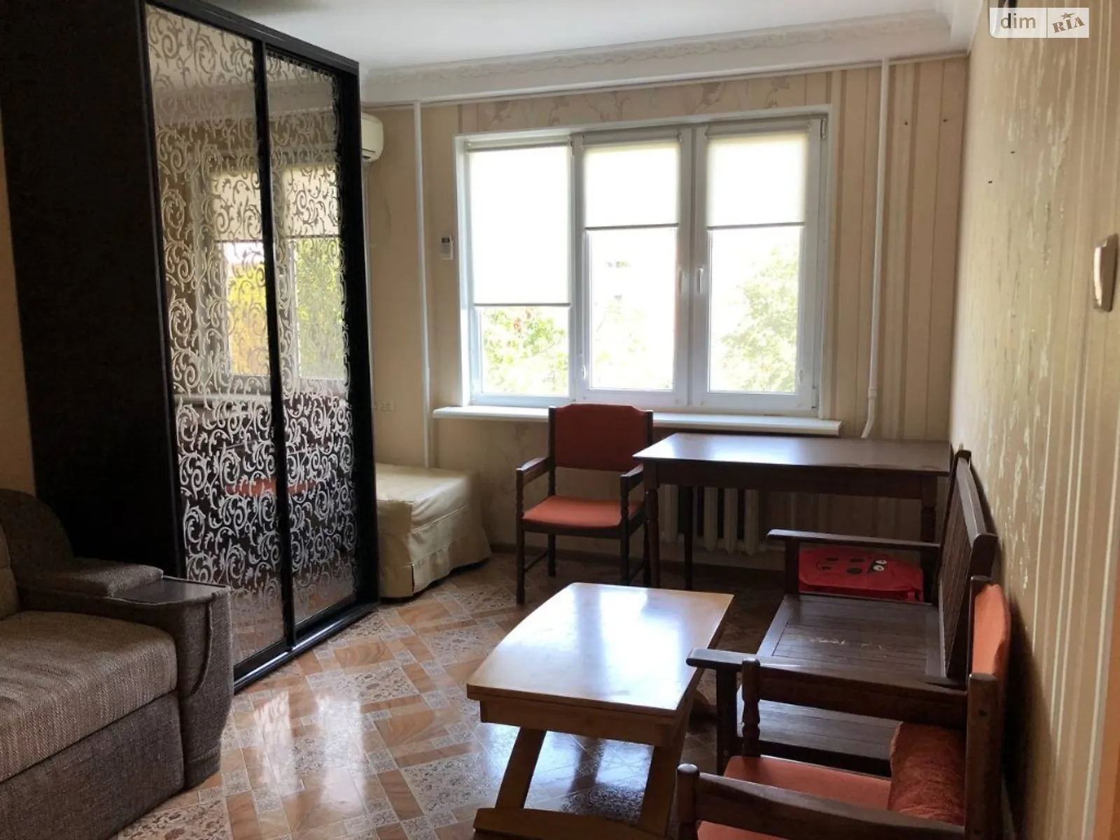 Продается 2-комнатная квартира 45 кв. м в Черноморске, ул. Александрийская - фото 1