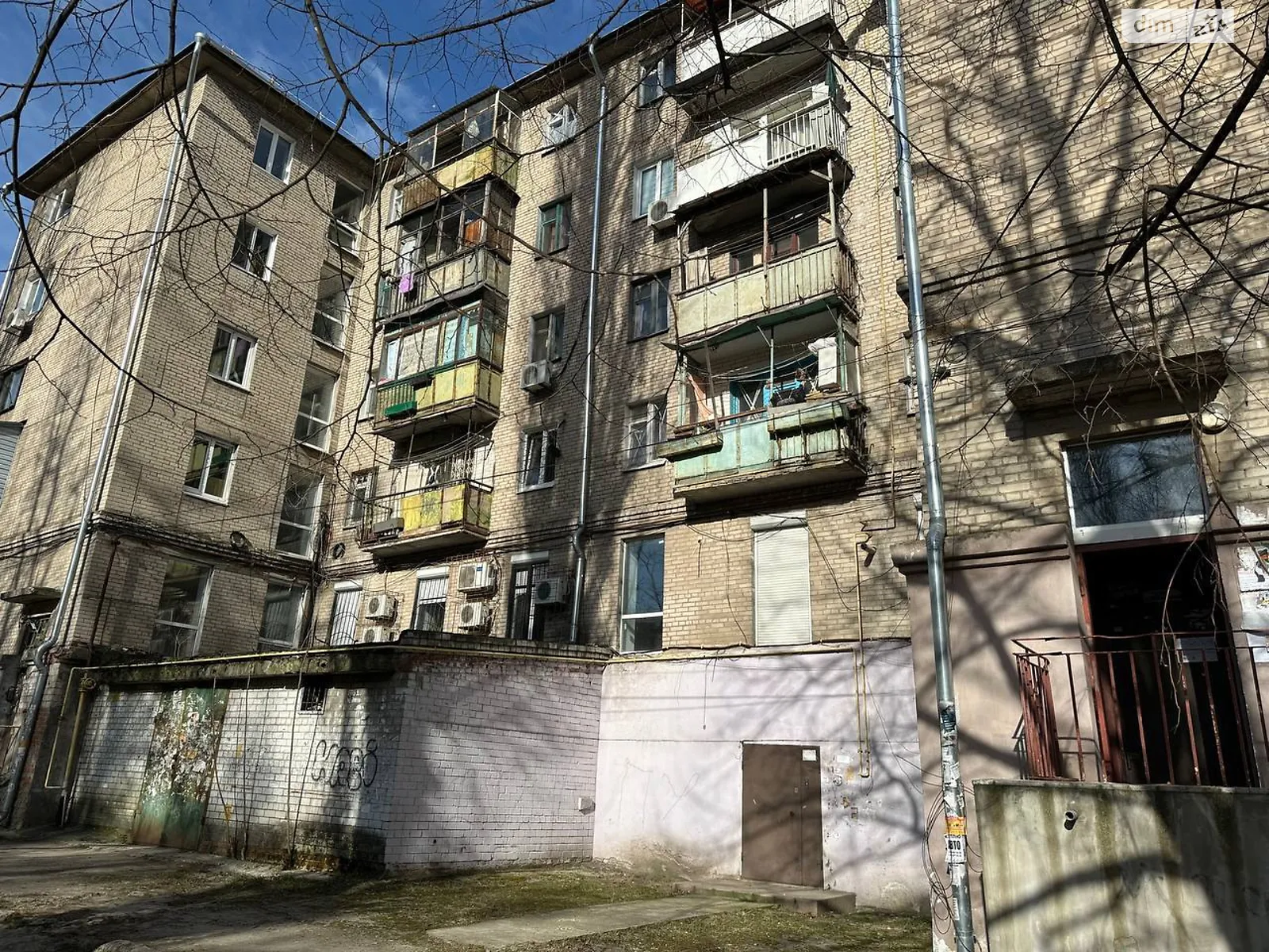 Продається 3-кімнатна квартира 58 кв. м у Дніпрі, просп. Науки(Гагаріна), 133