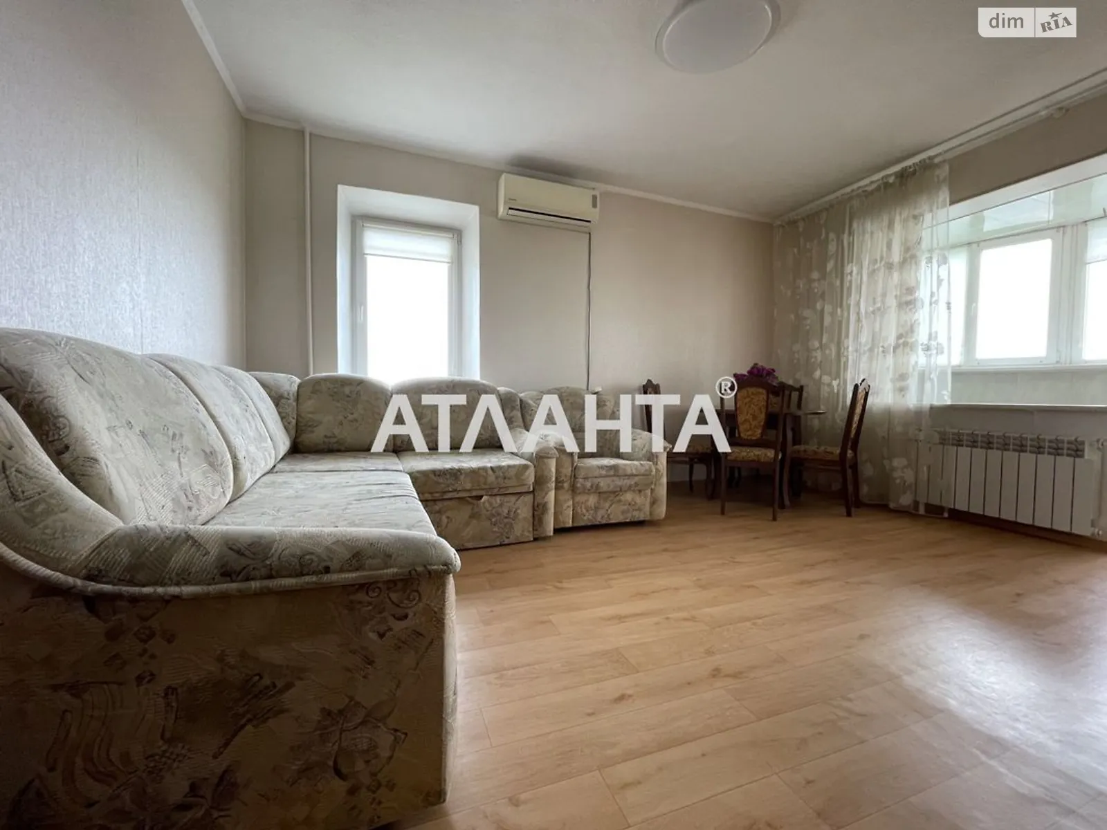 Продается 1-комнатная квартира 44 кв. м в Одессе, просп. Академика Глушко - фото 1