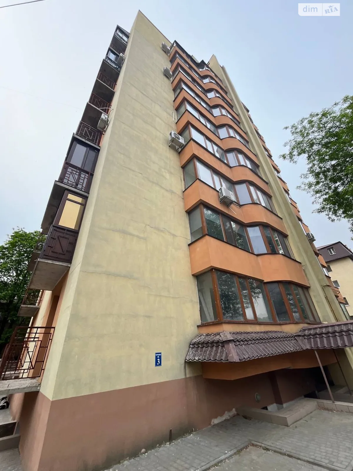 Продается 2-комнатная квартира 67.9 кв. м в Николаеве
