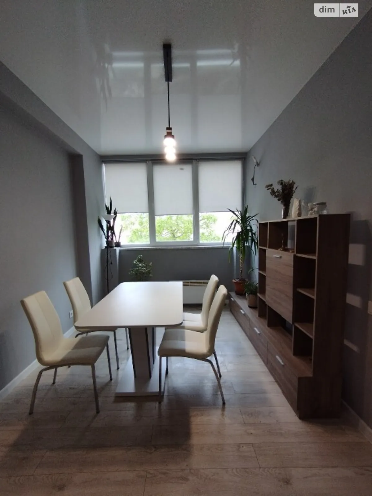 Продается 1-комнатная квартира 37 кв. м в Ужгороде, ул. Сергея Мартина(Парижской Коммуны) - фото 1