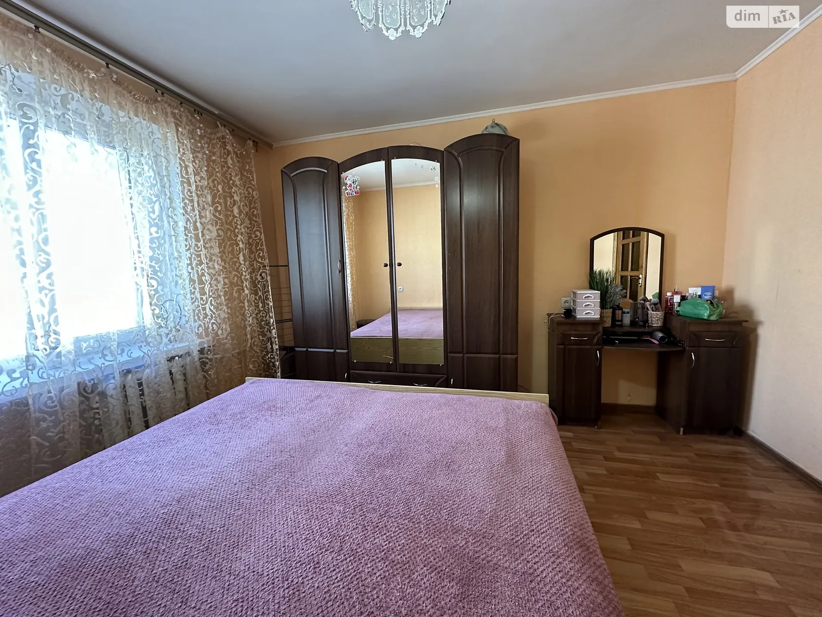 Продается 2-комнатная квартира 46.6 кв. м в Ровно