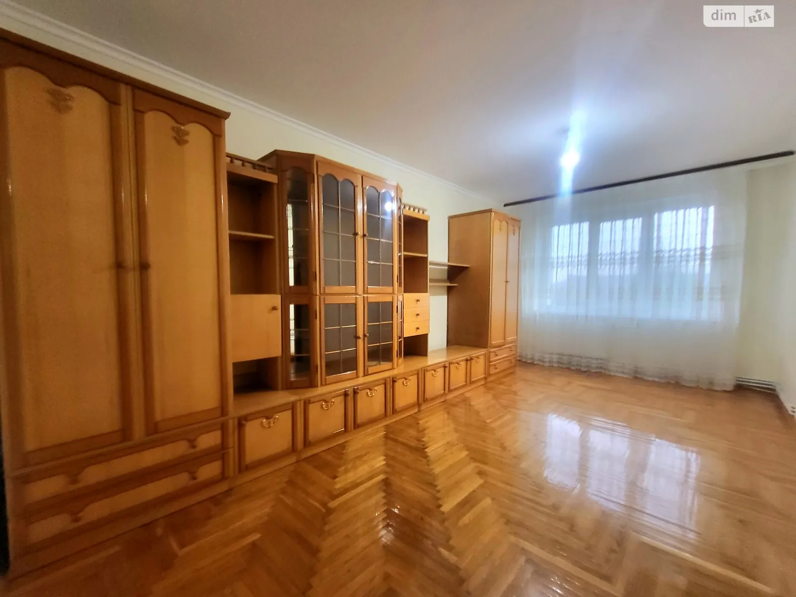 Продається 3-кімнатна квартира 64 кв. м у Вінниці, вул. Пирогова