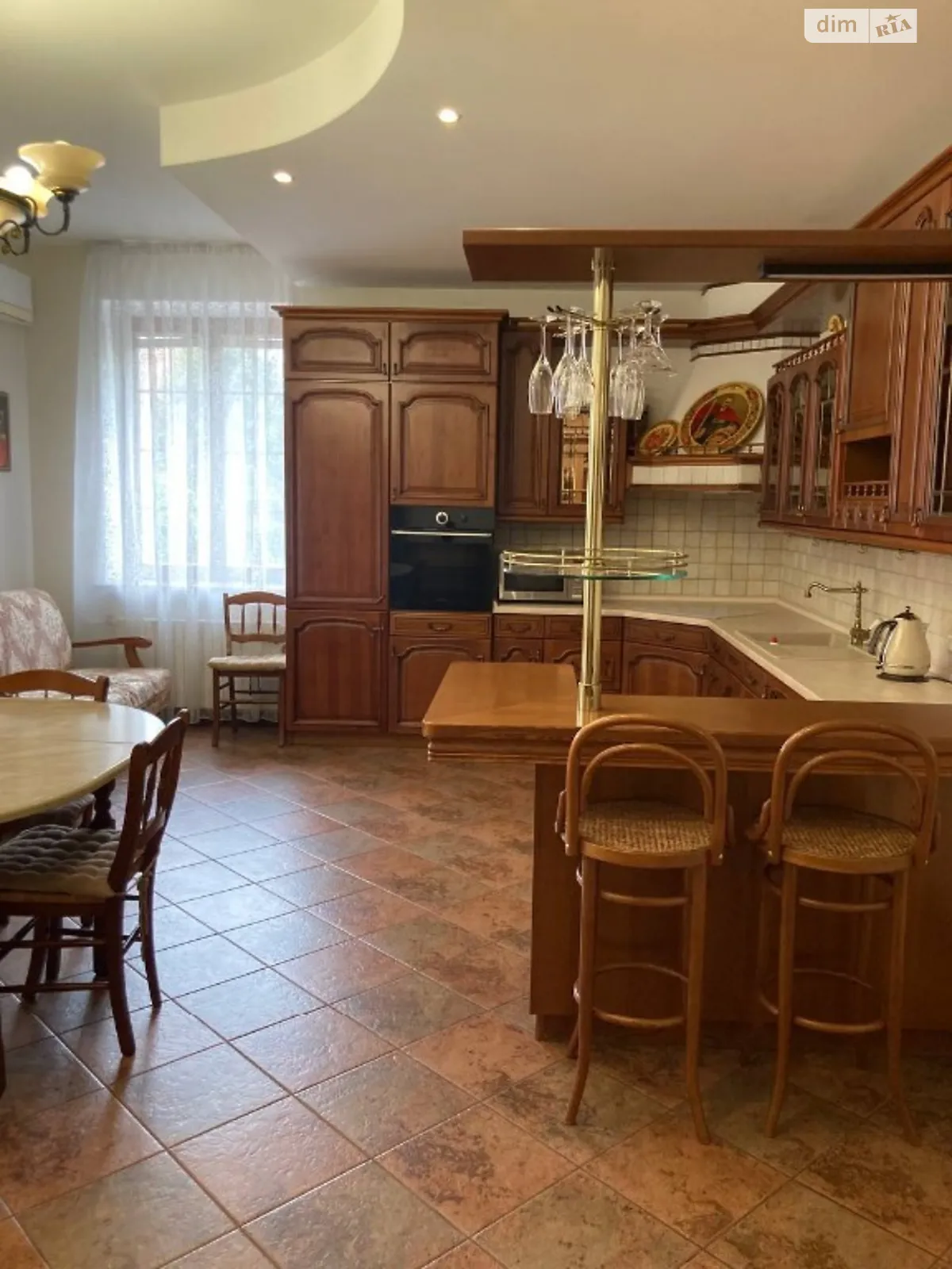 Продается 4-комнатная квартира 220.6 кв. м в Днепре, ул. Староказацкая(Комсомольская), 40 - фото 1