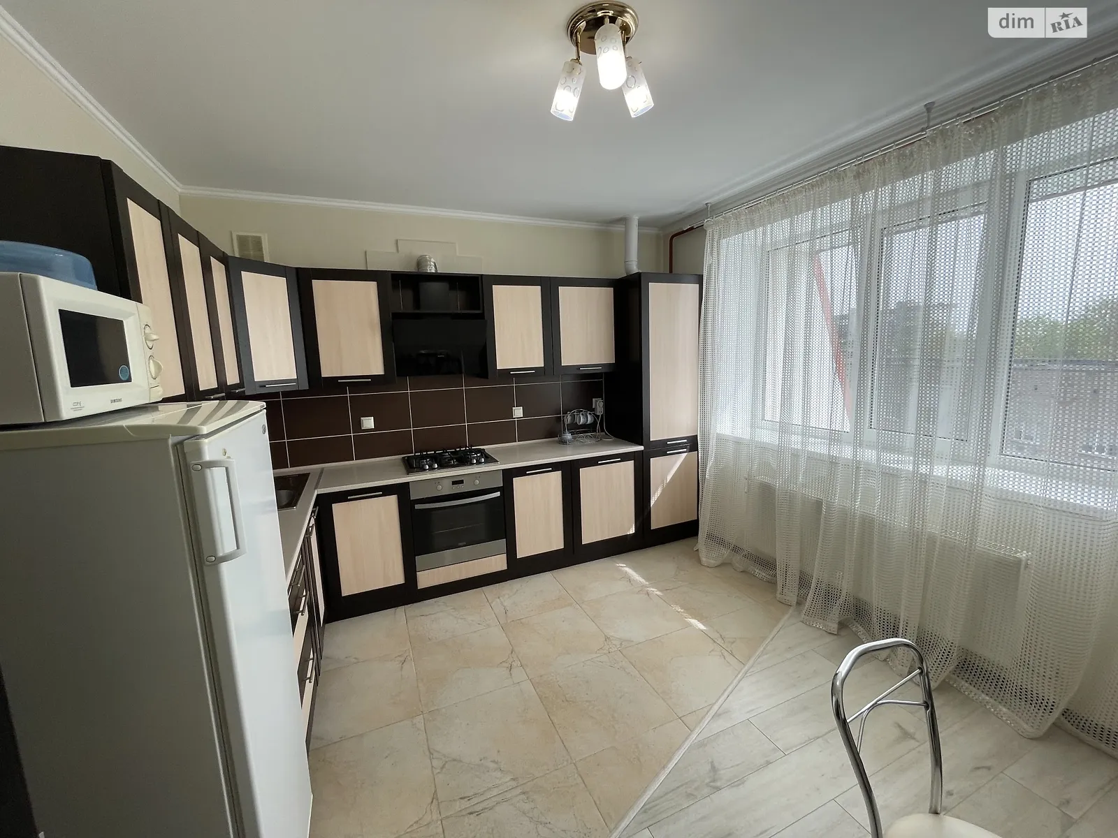 Продается 2-комнатная квартира 78 кв. м в Черноморске, цена: 65000 $