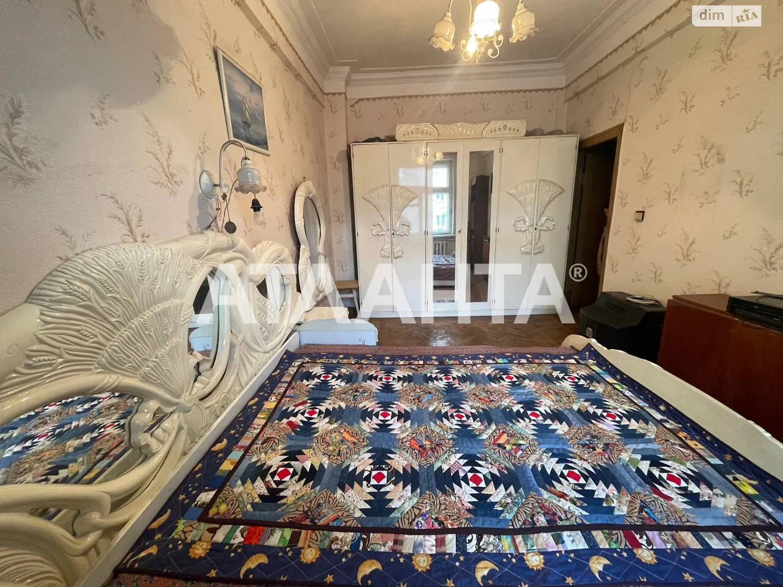 Продается 2-комнатная квартира 47.2 кв. м в Одессе, ул. Богдана Хмельницкого, 13