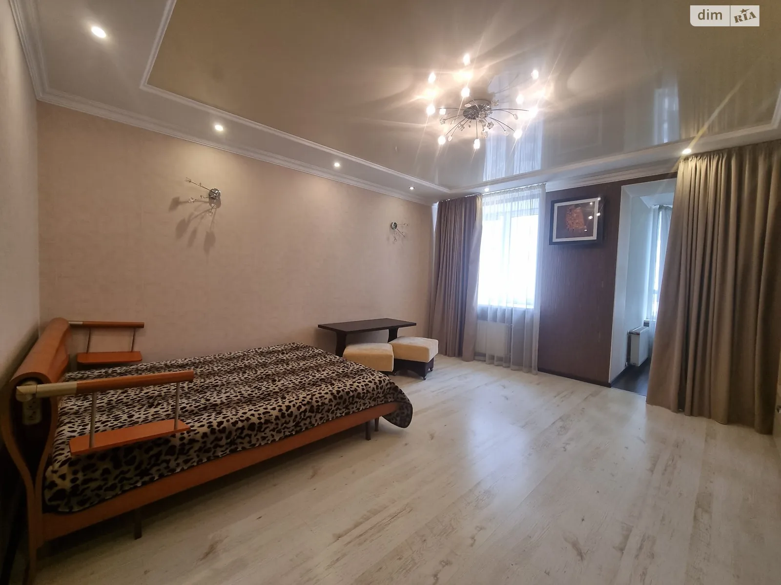 Сдается в аренду 1-комнатная квартира 60 кв. м в Одессе