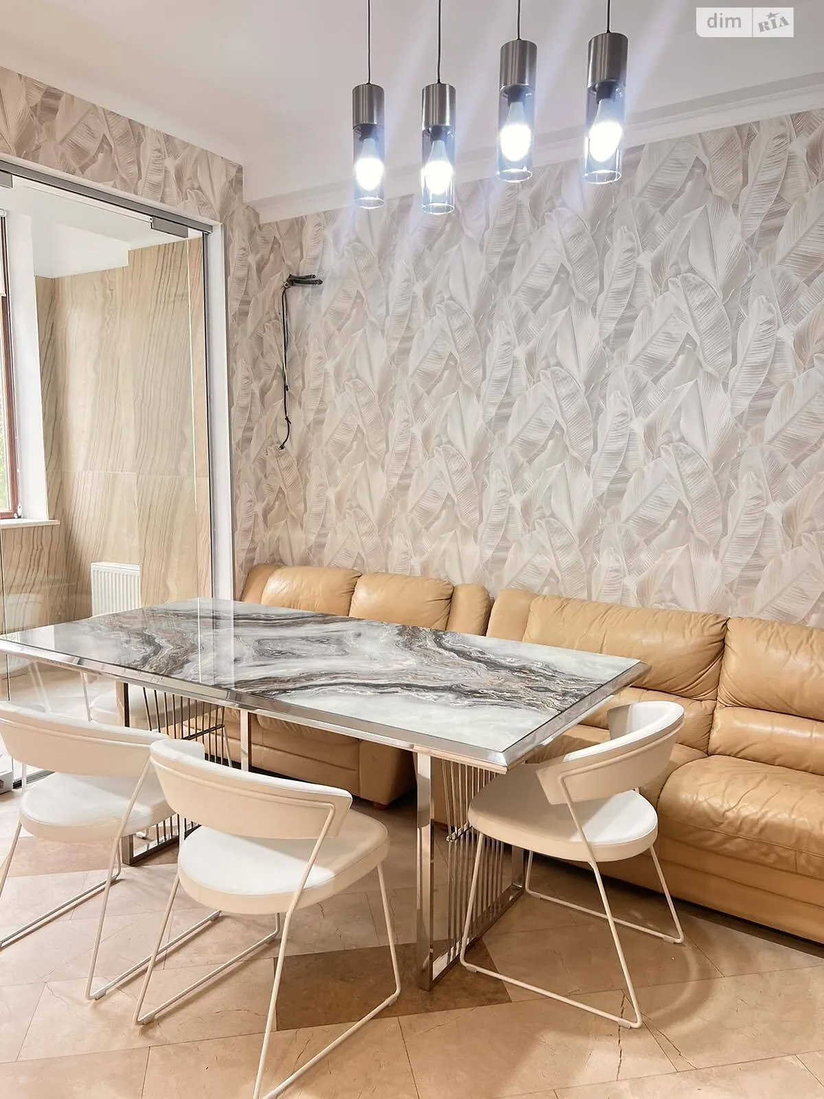 Продається 4-кімнатна квартира 158 кв. м у Одесі, цена: 170000 $