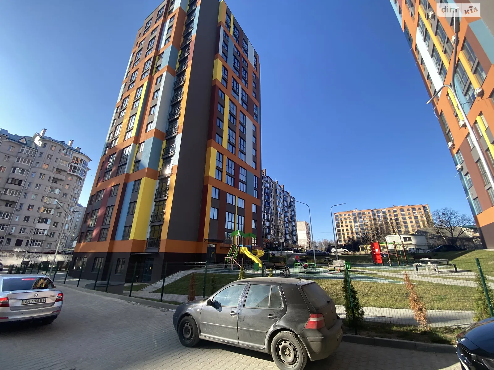 Продается 1-комнатная квартира 42 кв. м в Житомире, пр. Шпаковский, 29
