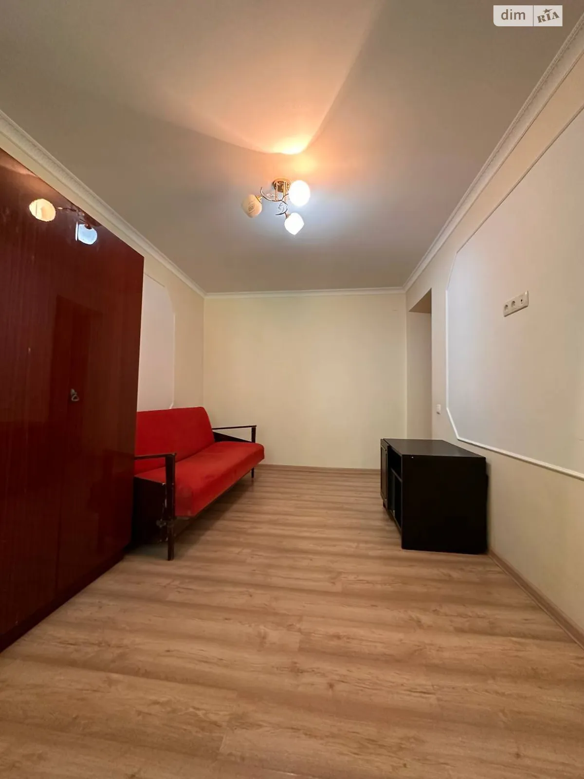 Продается 2-комнатная квартира 53 кв. м в Черновцах, ул. Залозецкого Владимира, 103 - фото 1