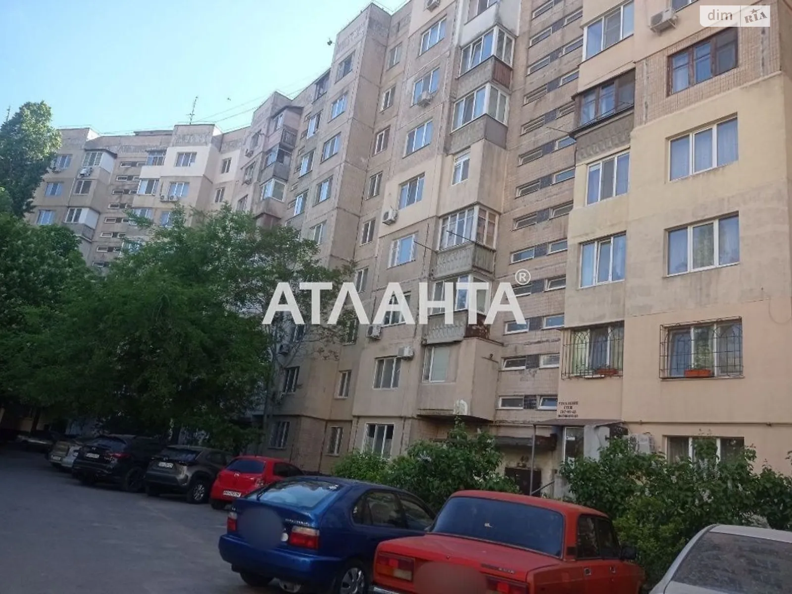 Продається 2-кімнатна квартира 48.2 кв. м у Одесі, вул. Якова Бреуса
