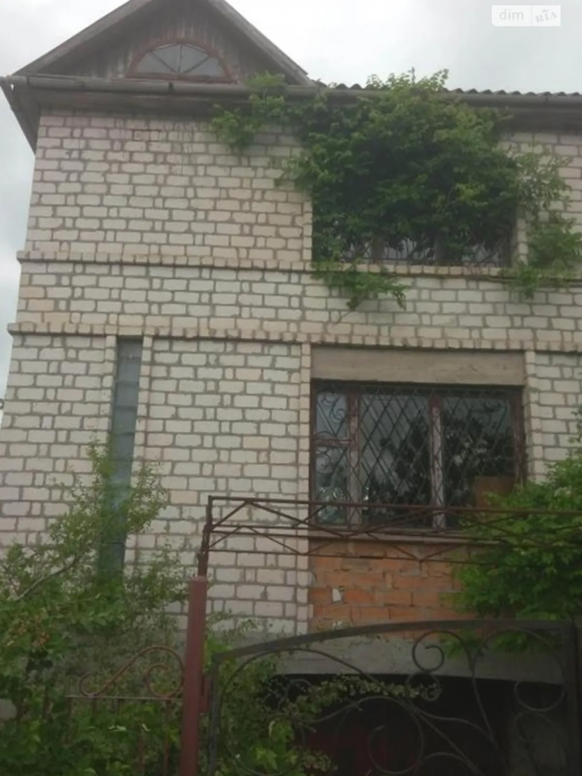 Продается дом на 2 этажа 102 кв. м с бассейном - фото 3