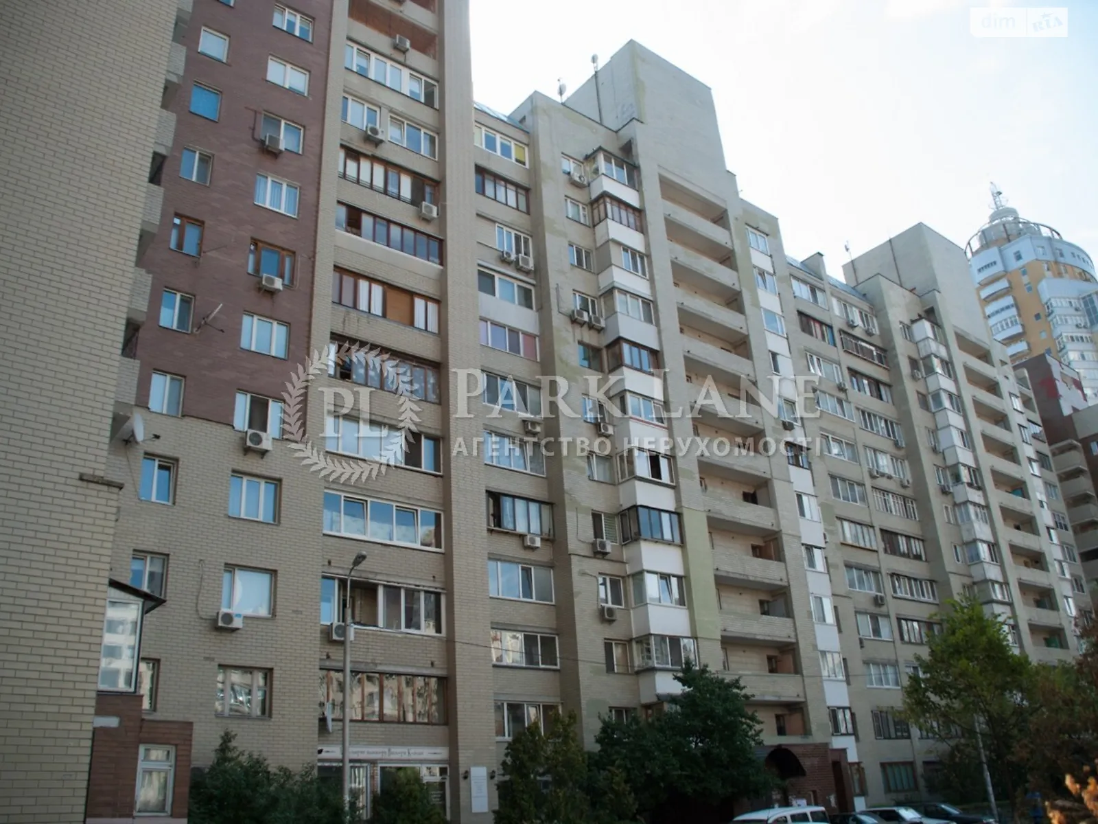 Продается 4-комнатная квартира 86 кв. м в Киеве, просп. Владимира Ивасюка - фото 1
