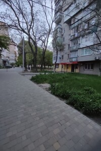 Сниму недвижимость в Черноморске долгосрочно