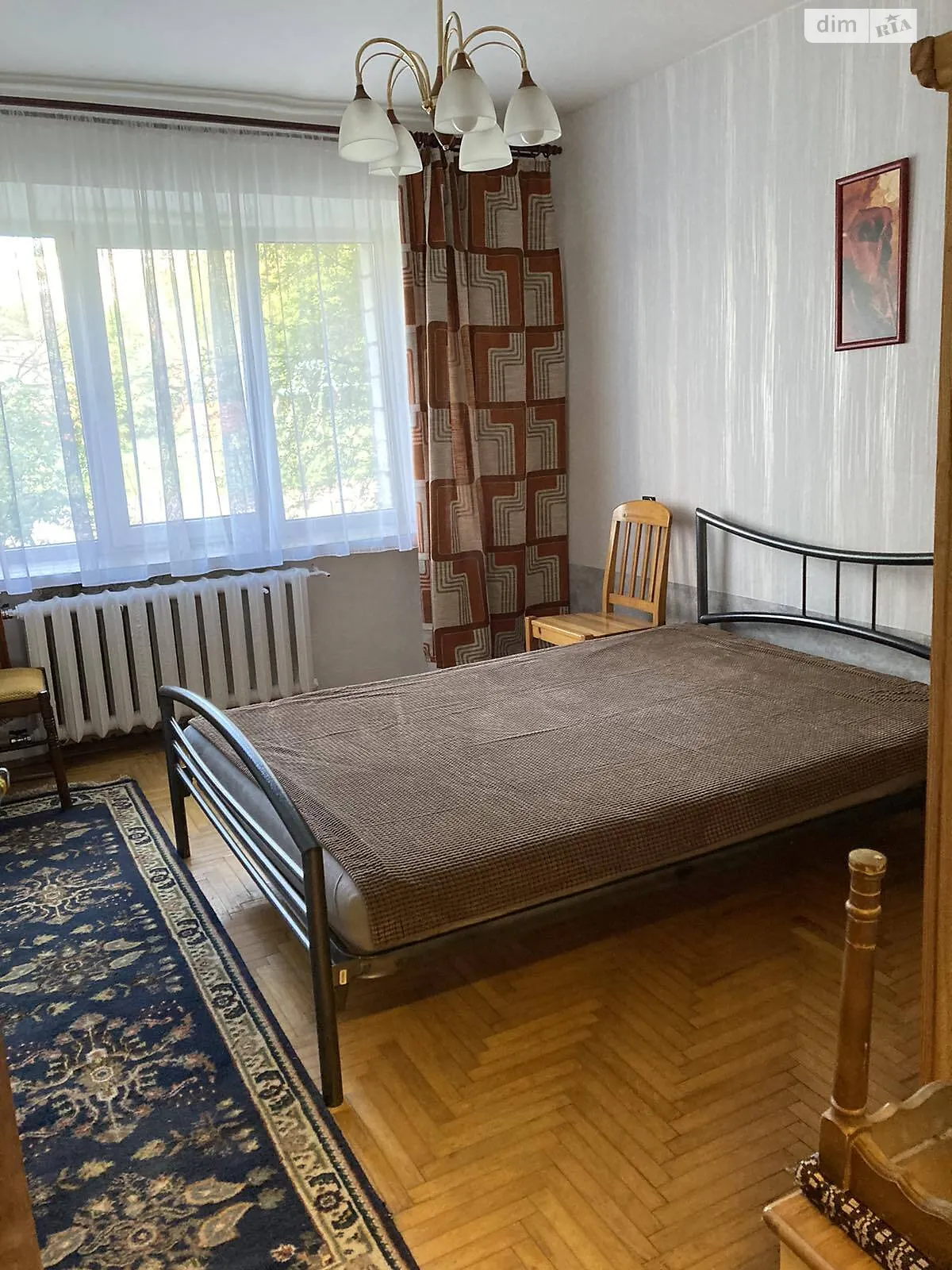 Сдается в аренду 2-комнатная квартира 48 кв. м в Черновцах, цена: 250 $