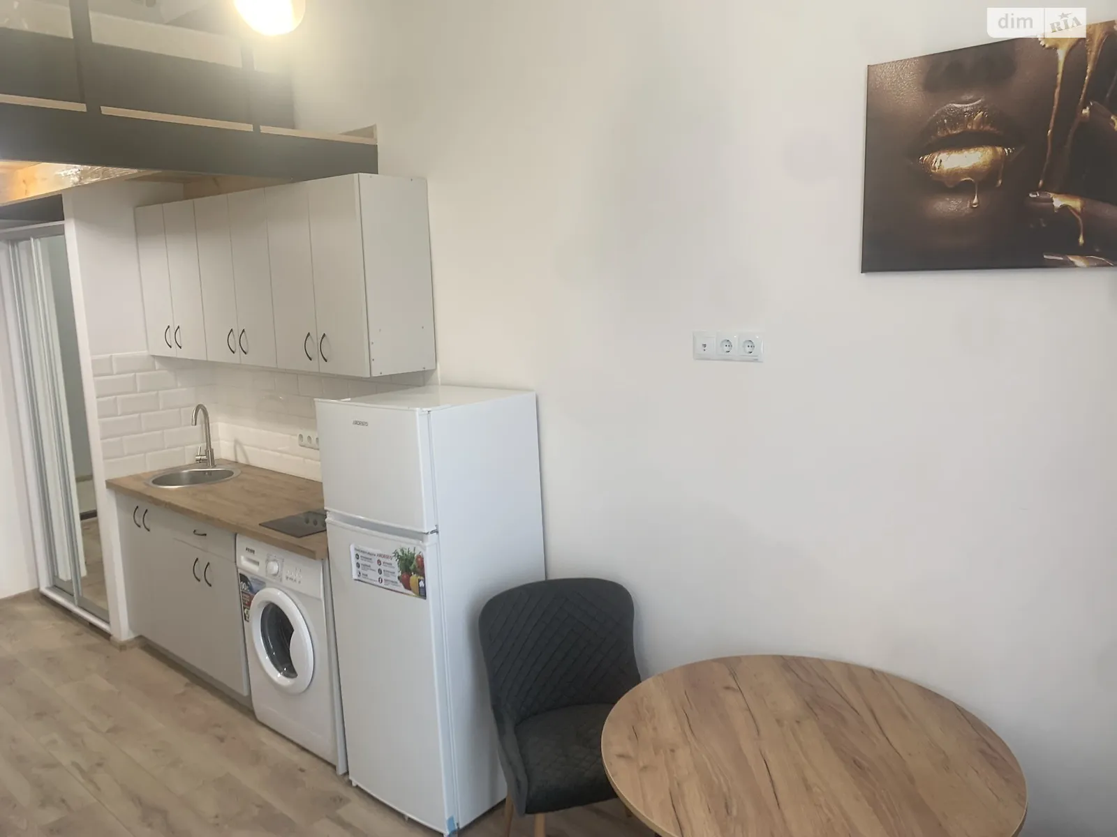 Продається 1-кімнатна квартира 27 кв. м у Одесі, вул. Успенська, 41 - фото 1
