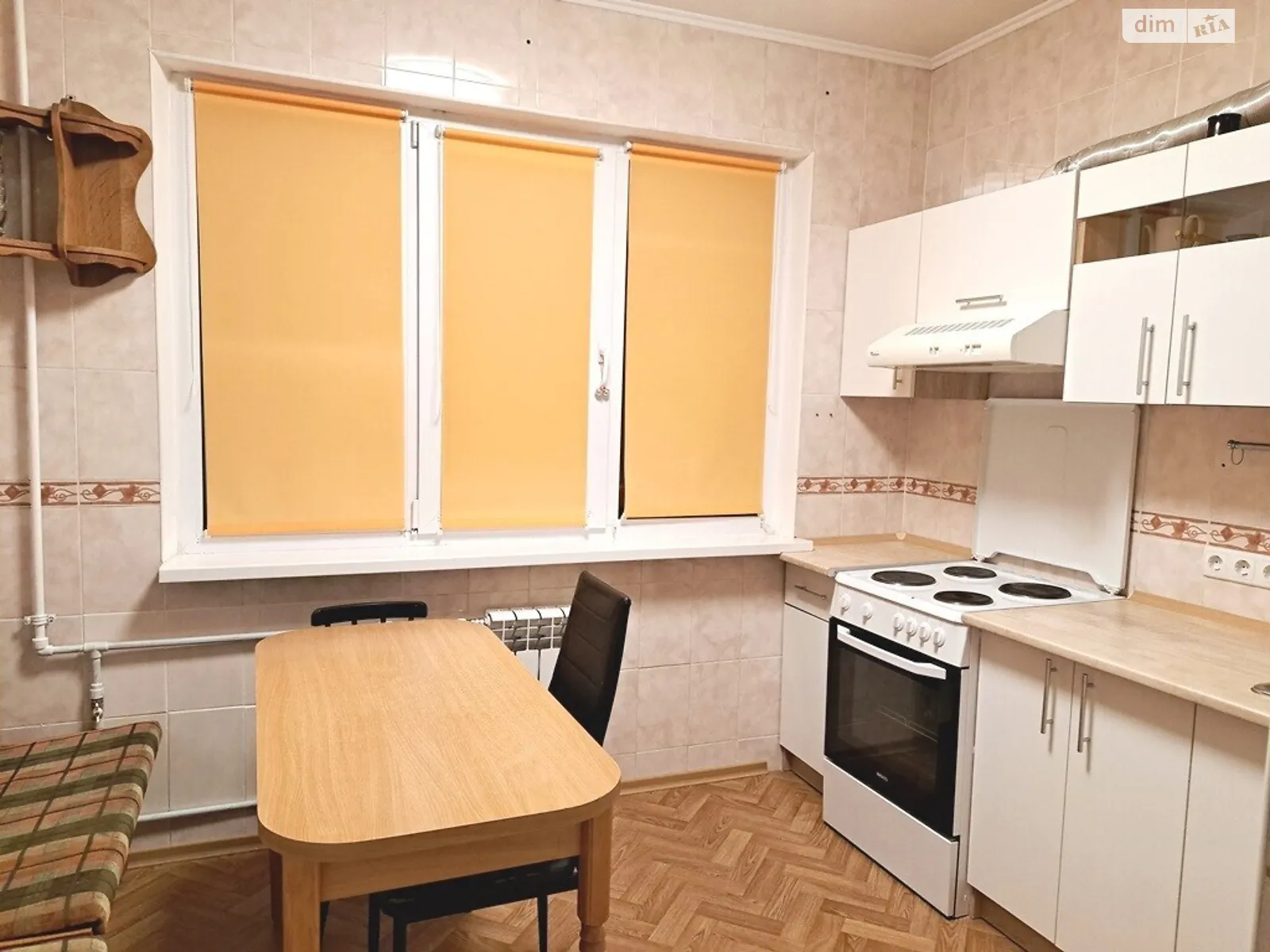 Продается 3-комнатная квартира 72 кв. м в Киеве, ул. Наталии Ужвий, 4