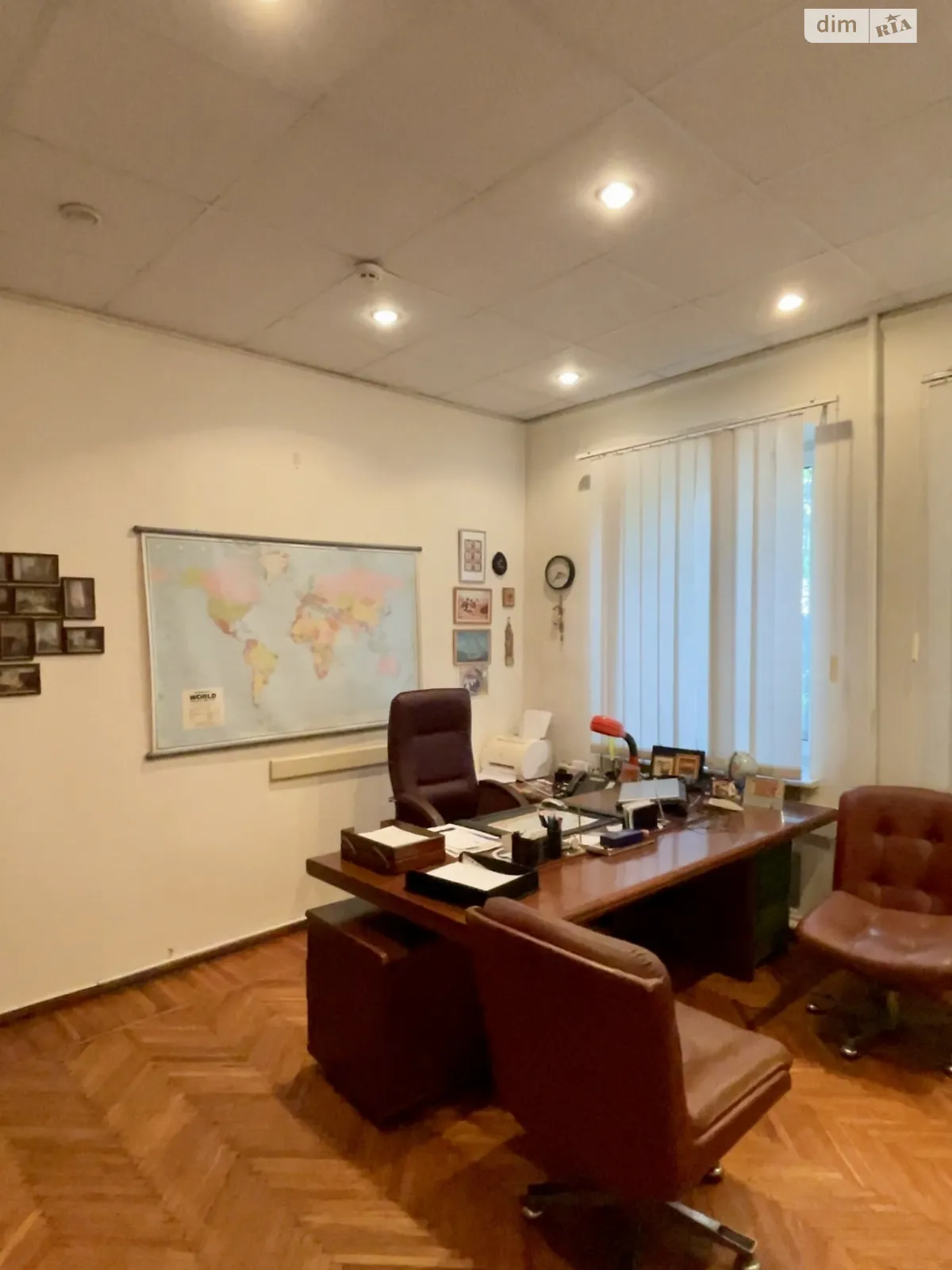 Продается офис 208 кв. м в бизнес-центре - фото 4