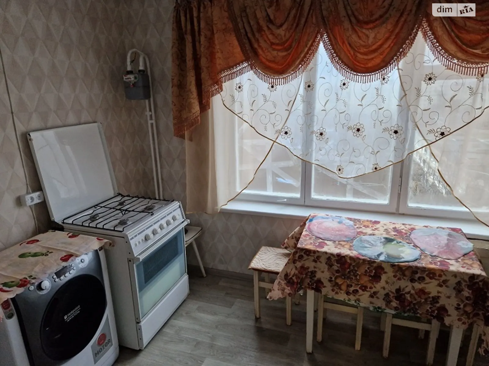 2-комнатная квартира 50 кв. м в Запорожье, ул. Героев 93-й бригады