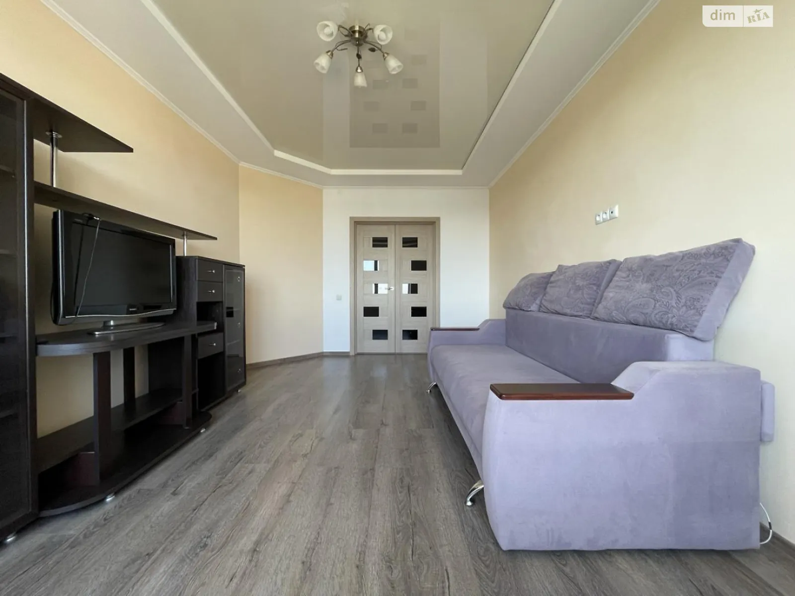 Продается 2-комнатная квартира 65 кв. м в Зубре, цена: 79000 $