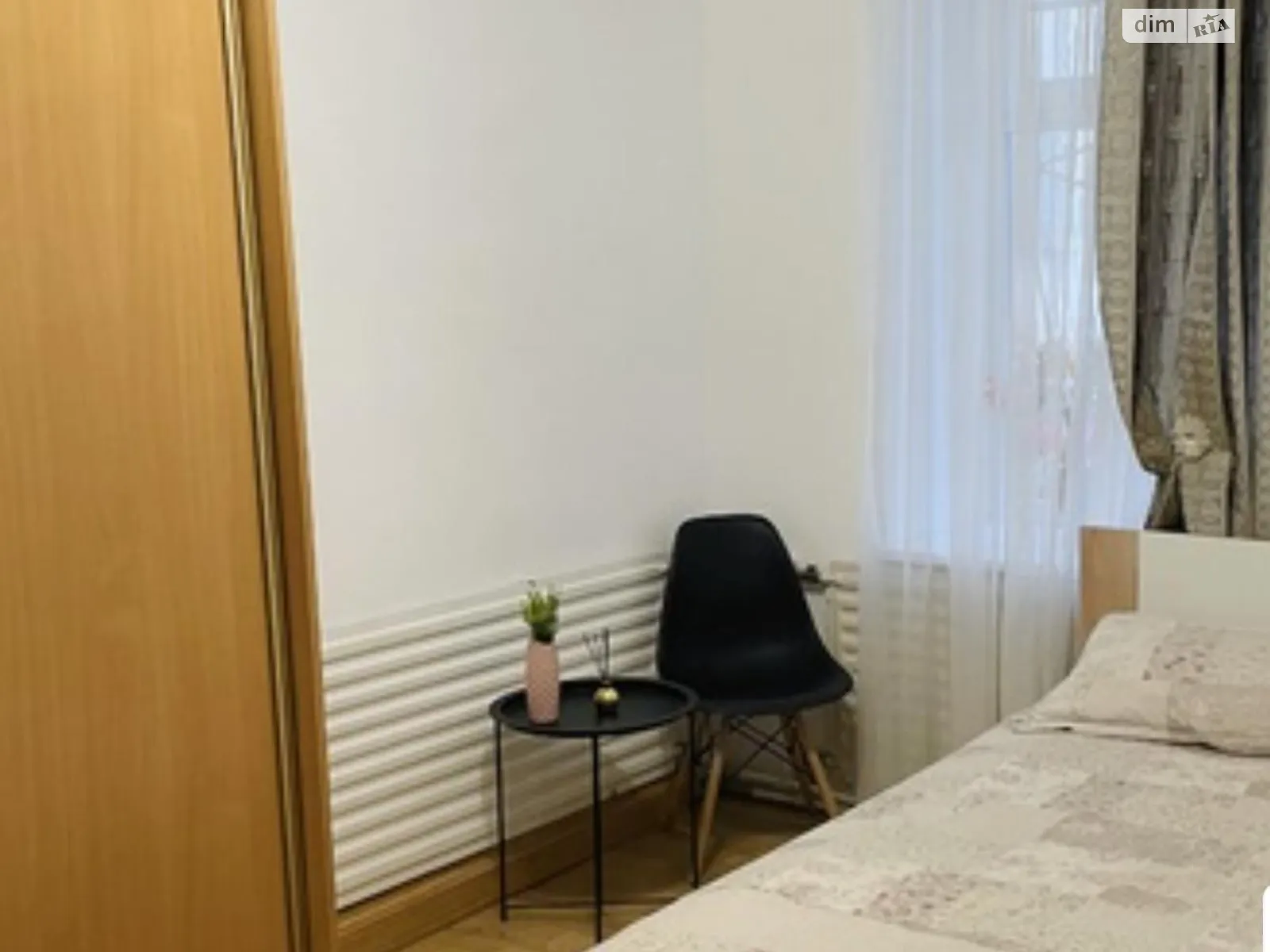 Продается 1-комнатная квартира 25 кв. м в Львове - фото 1