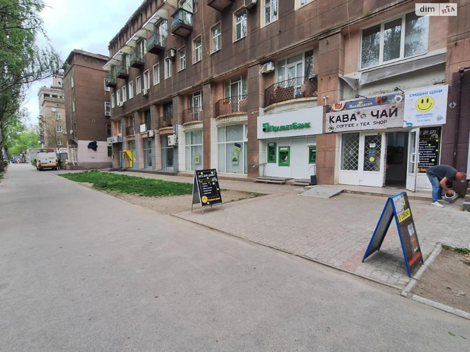 Продається об'єкт сфери послуг 350 кв. м в 4-поверховій будівлі, цена: 280000 $ - фото 1