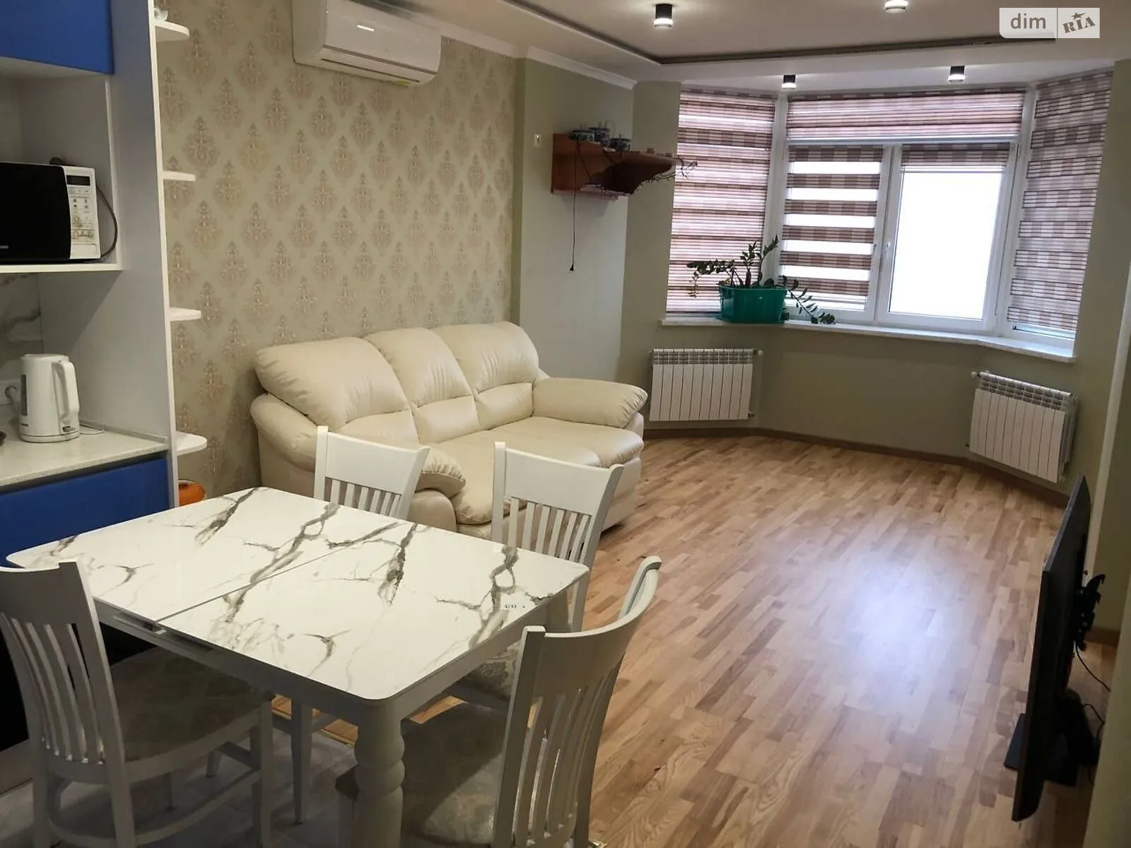 Продается 2-комнатная квартира 66 кв. м в Одессе, цена: 55000 $