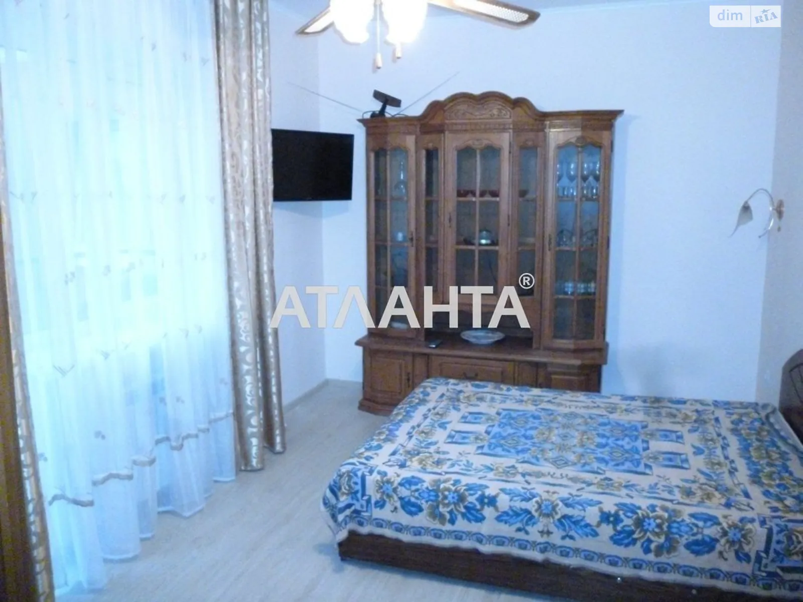 Продается 1-комнатная квартира 30 кв. м в Одессе, ул. Люстдорфская дорога, 114Б - фото 1