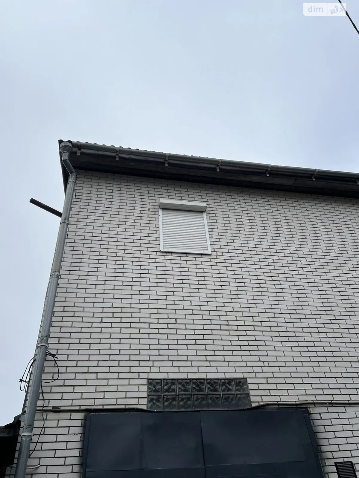 Продається окремий гараж під легкове авто на 72 кв. м, цена: 25000 $ - фото 1