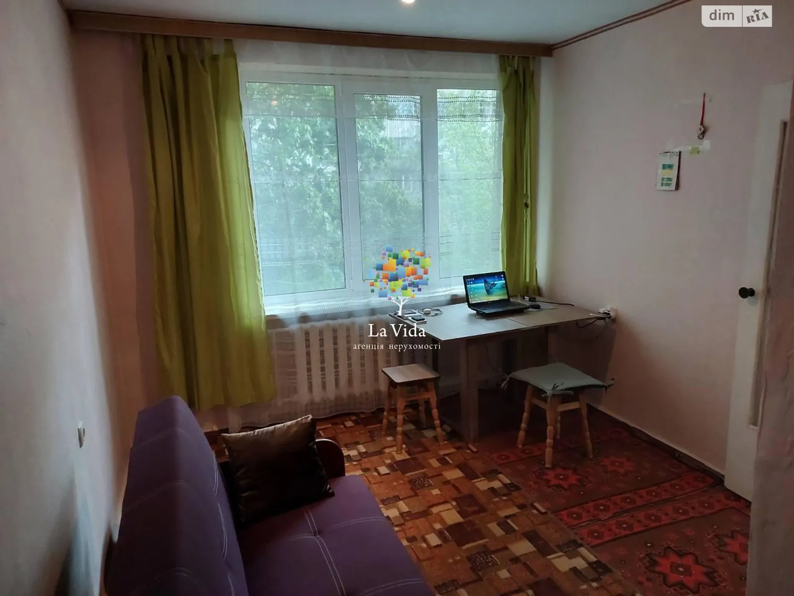 Продается 1-комнатная квартира 21 кв. м в Киеве, ул. Зодчих