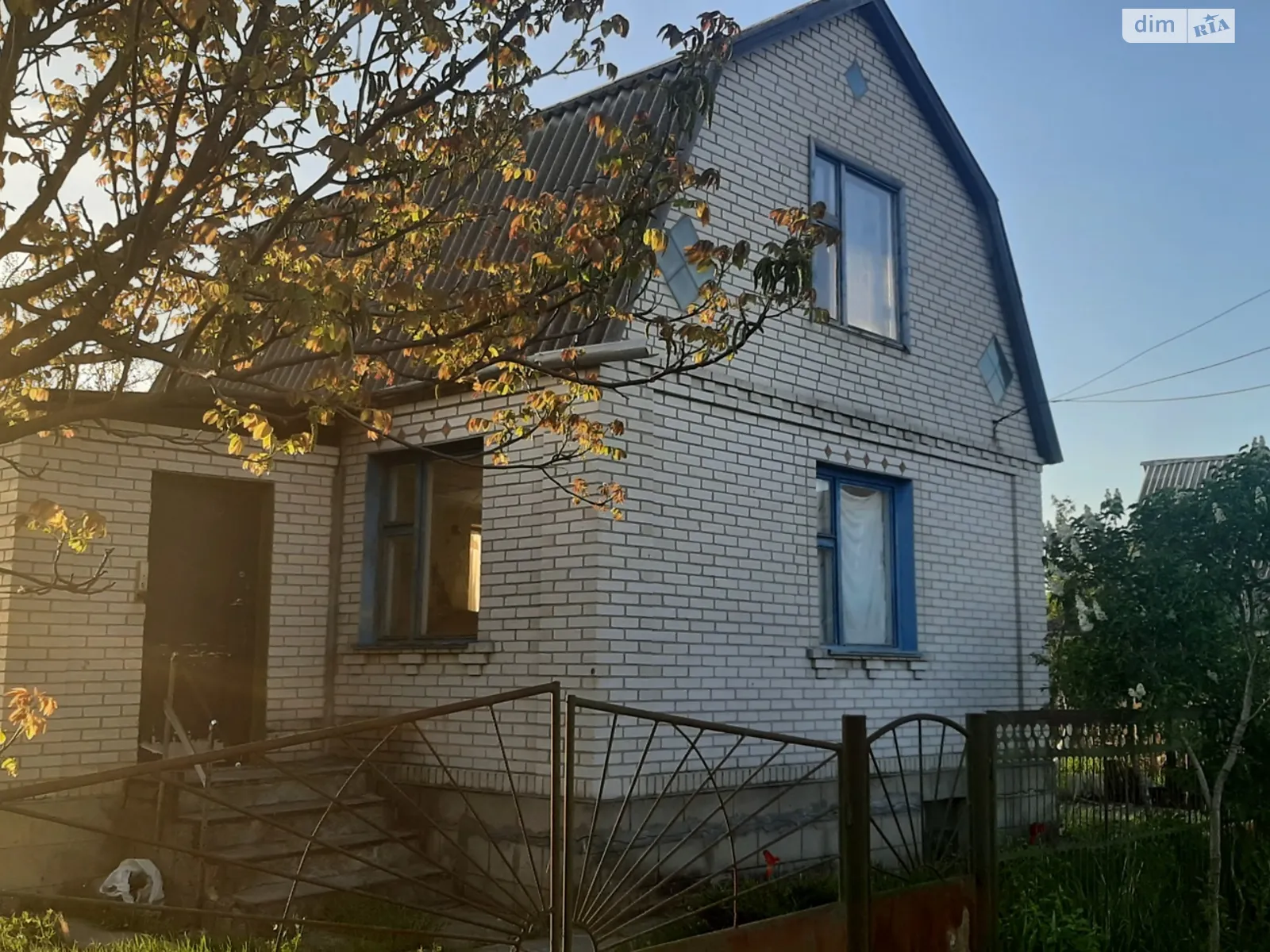 Продается дом на 2 этажа 35 кв. м с мансардой, цена: 6700 $ - фото 1