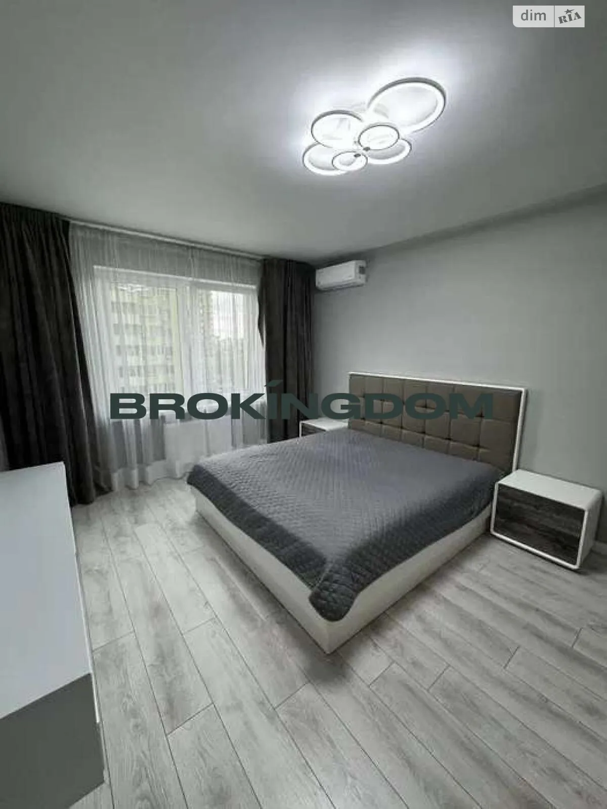 Продается 1-комнатная квартира 43 кв. м в Киеве, ул. Михаила Донца - фото 1