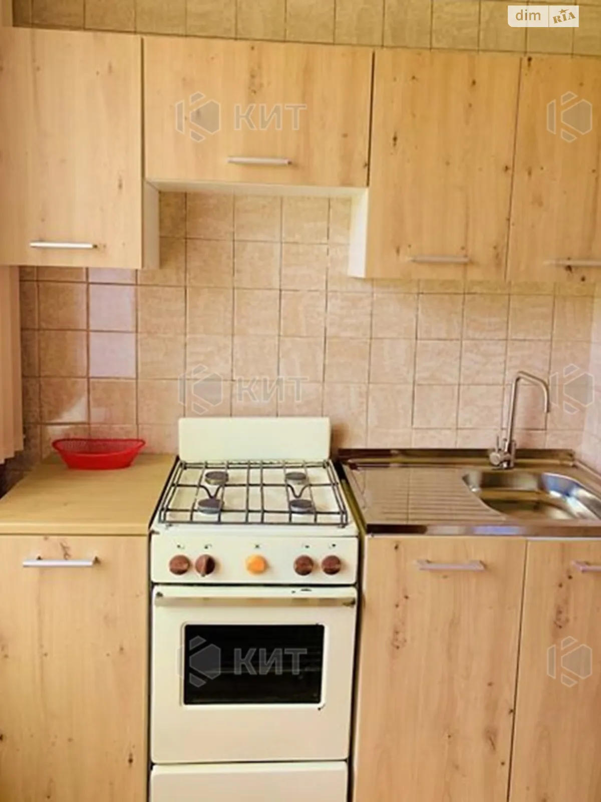 Продается 1-комнатная квартира 32 кв. м в Харькове, цена: 25000 $