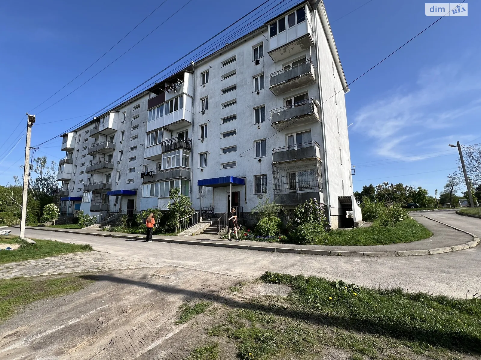 Продается 3-комнатная квартира 69 кв. м в Вороновице, ул. Вишневая - фото 1