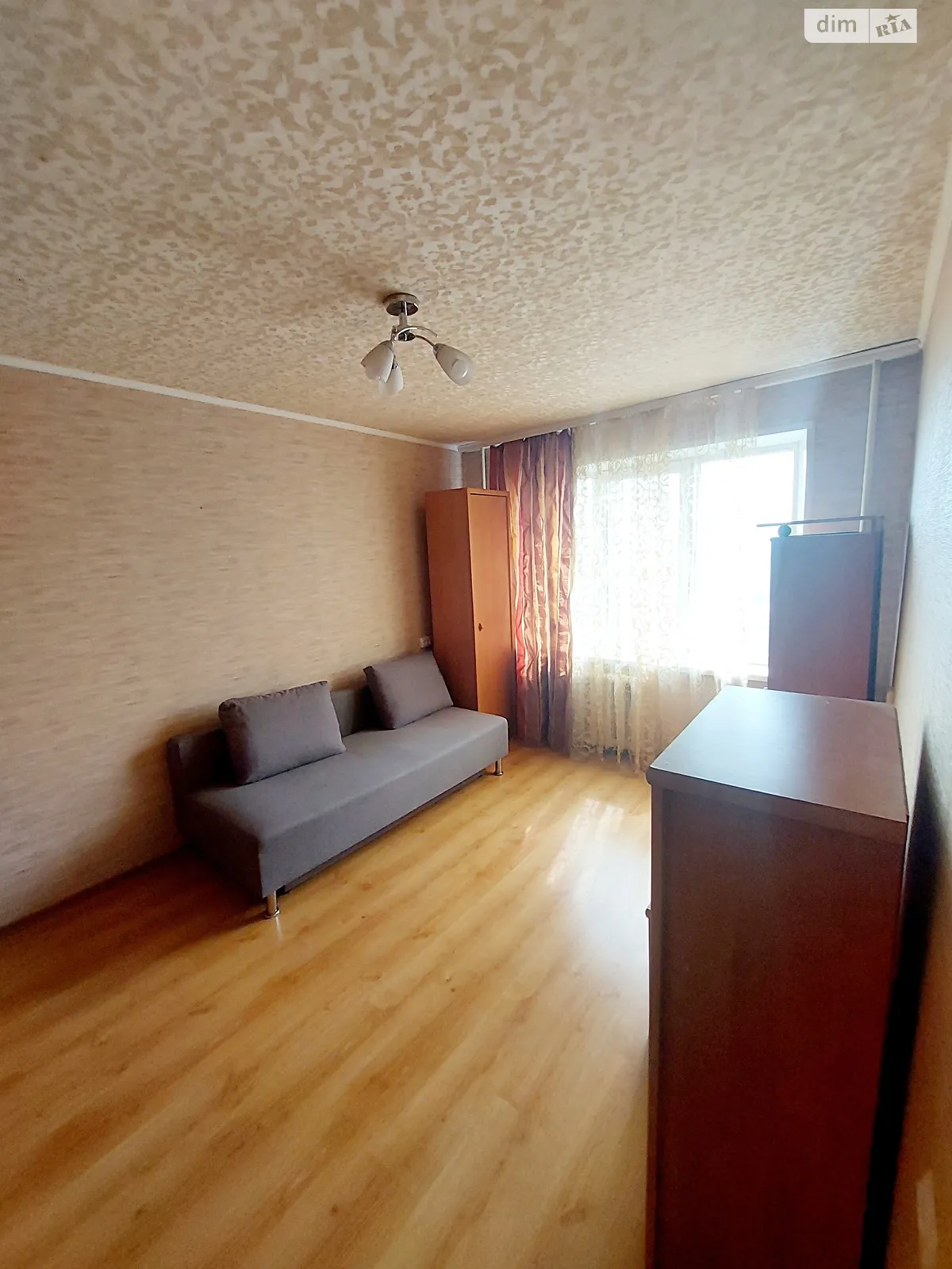 Продается 1-комнатная квартира 34 кв. м в Днепре, ул. Гидропарковая, 17 - фото 1