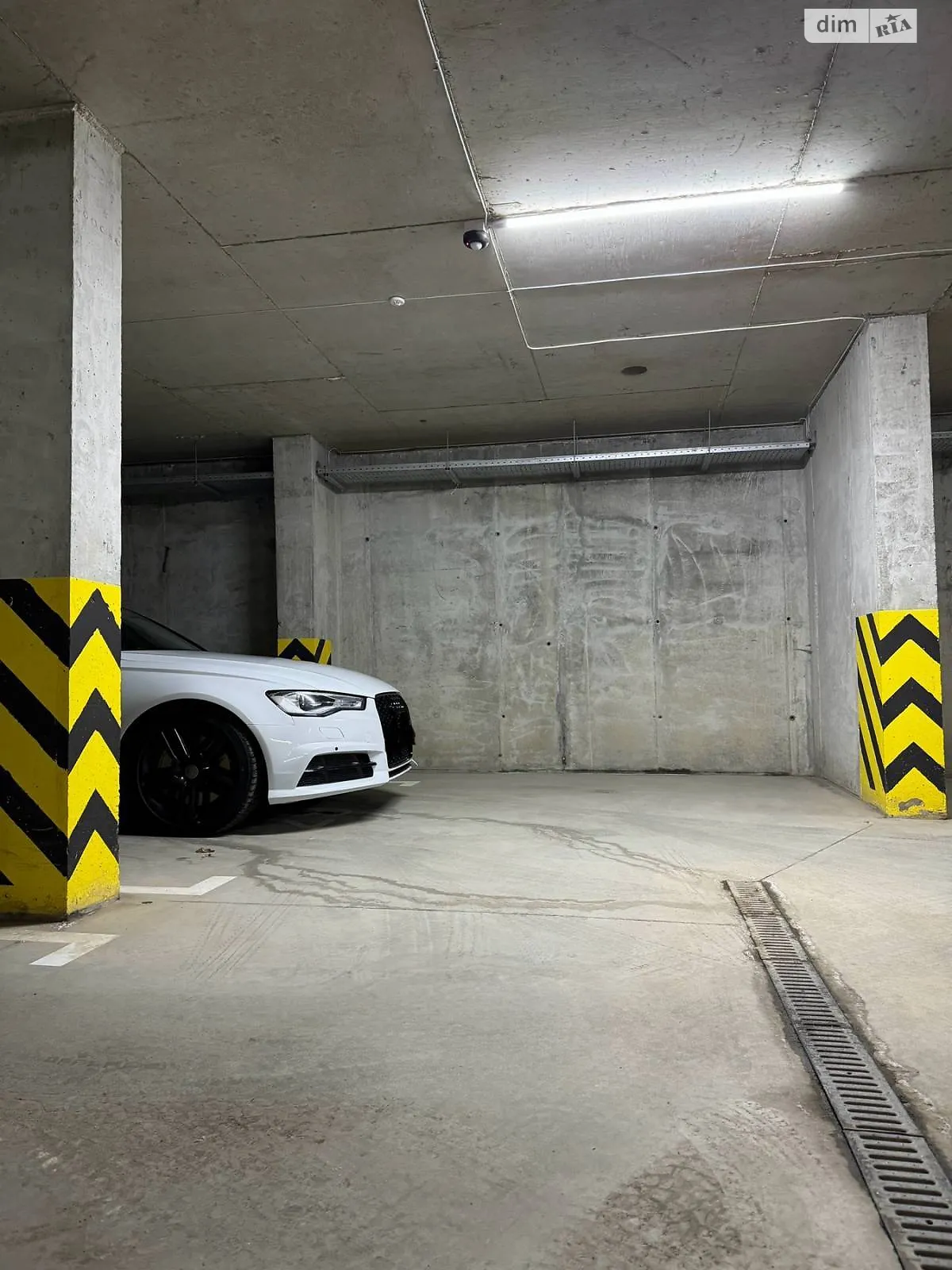 Продается подземный паркинг под легковое авто на 22 кв. м - фото 4