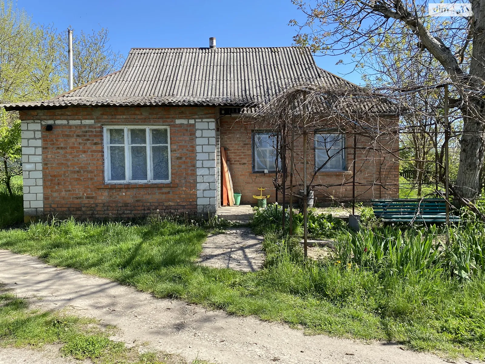 Продается одноэтажный дом 56 кв. м с бассейном, ул. Шевченко