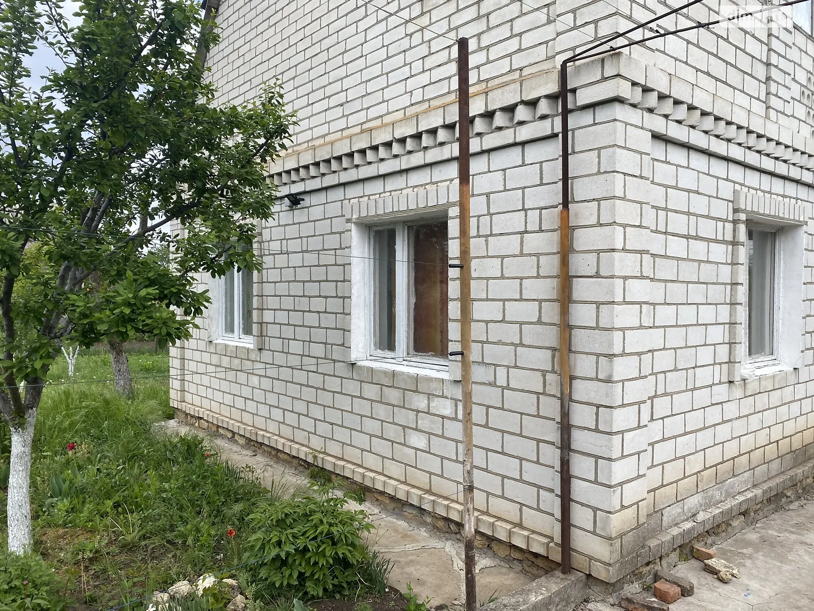 Продається будинок 2 поверховий 25 кв. м з гаражем, цена: 3000 $