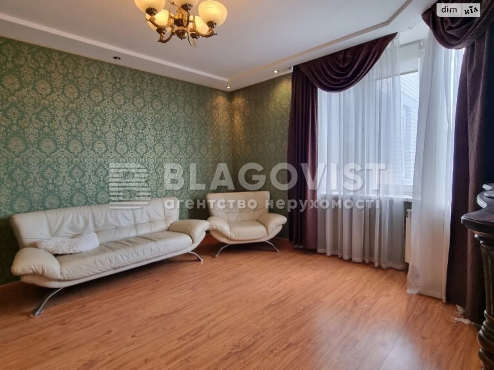 Продается 3-комнатная квартира 87 кв. м в Киеве, цена: 115000 $